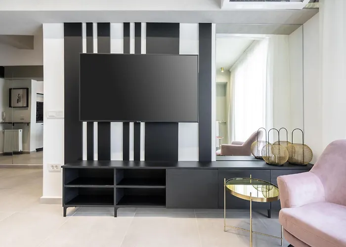 Ultracentral Stylish Апартаменты