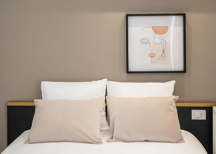 Apartment Ultracentral Stylish By Metro Bukarest