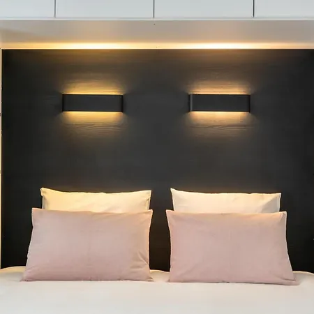 Ultracentral Stylish By Metro *